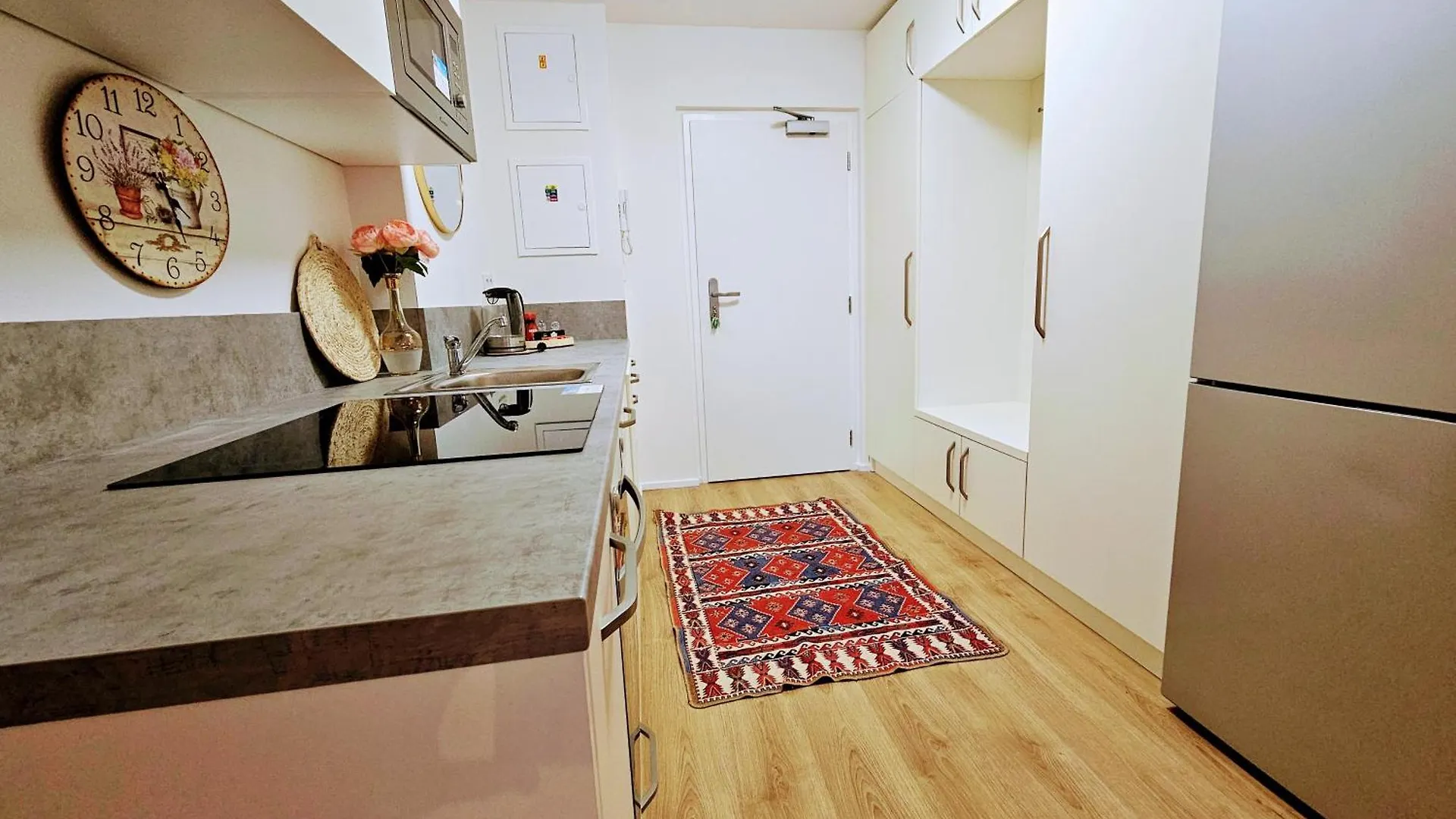 Live-Inn Prague Hotel-Style 5 Apartments, 20 Mins To Centre, Gym, Reception, Free Parking, Lift, Roof Terrace & Game Room 0*,  Czech Republic